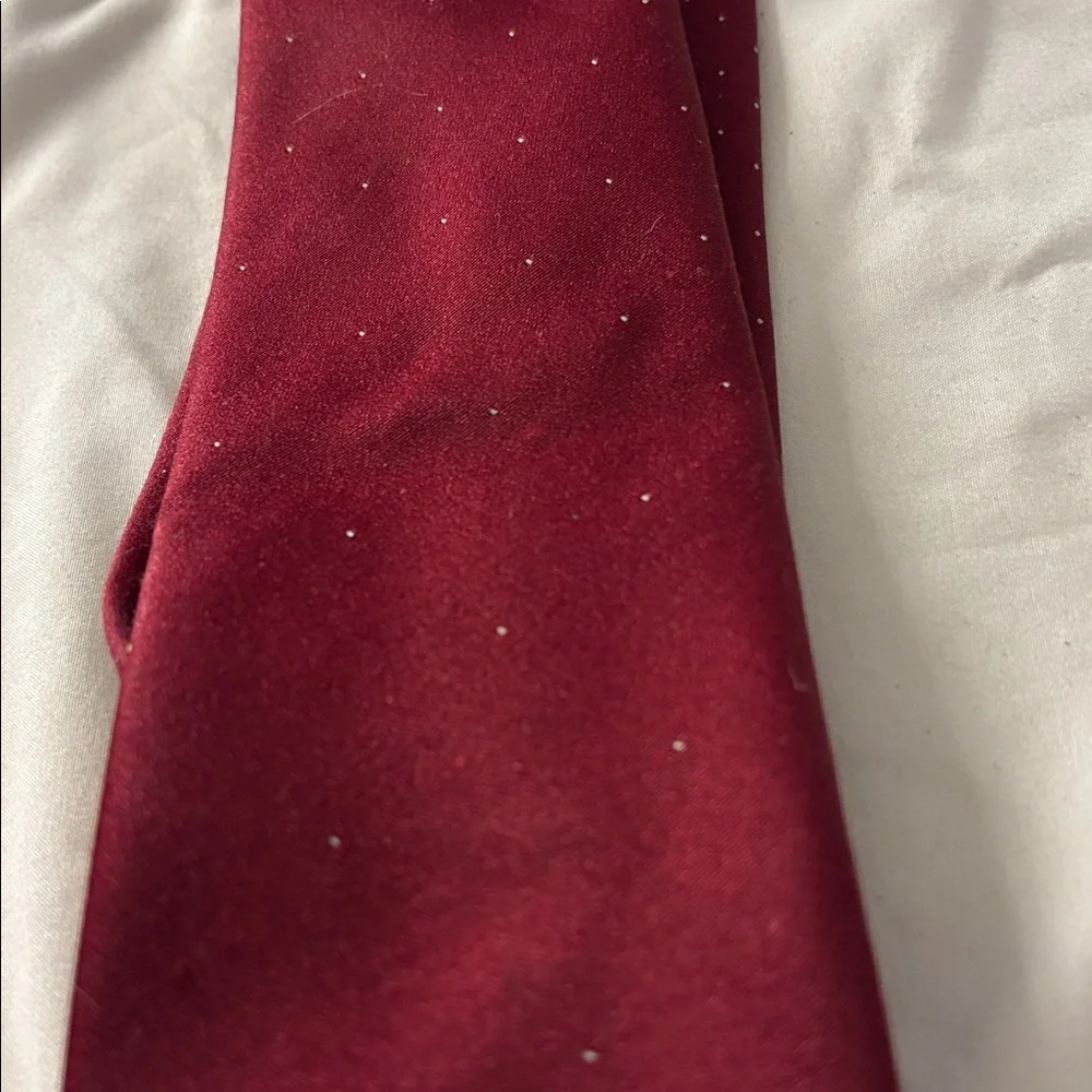 Vintage Oscar de la Renta Deep Red Tie subtle details